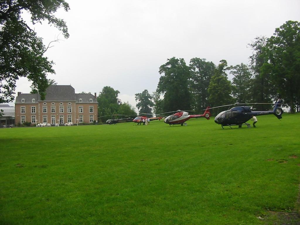 Chateau De Limont Donceel Bagian luar foto